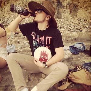 Meet your Posher, Jason